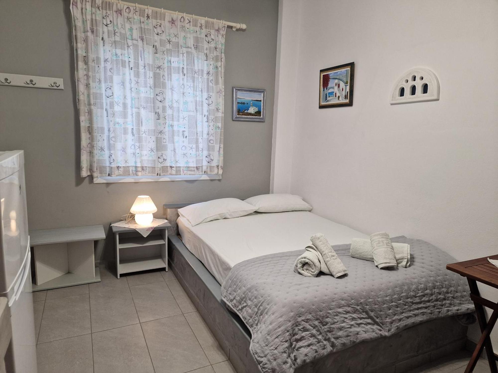 Porto Apergis Aparthotel Agios Loannis Exterior foto