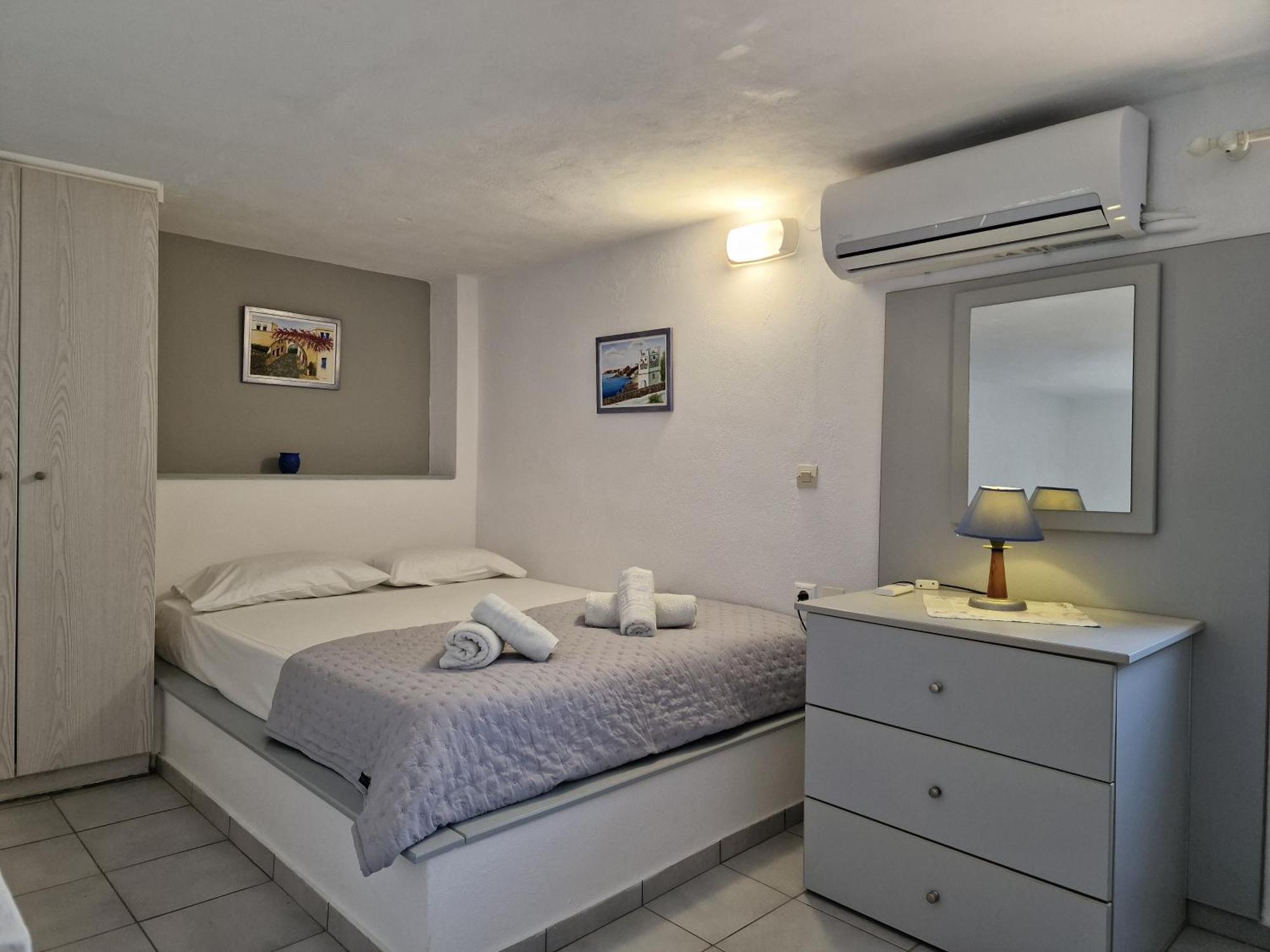 Porto Apergis Aparthotel Agios Loannis Exterior foto